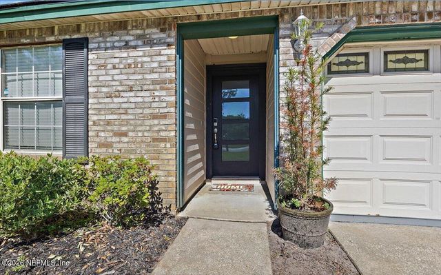 2120 ST MARTINS Drive E, Jacksonville, FL 32246