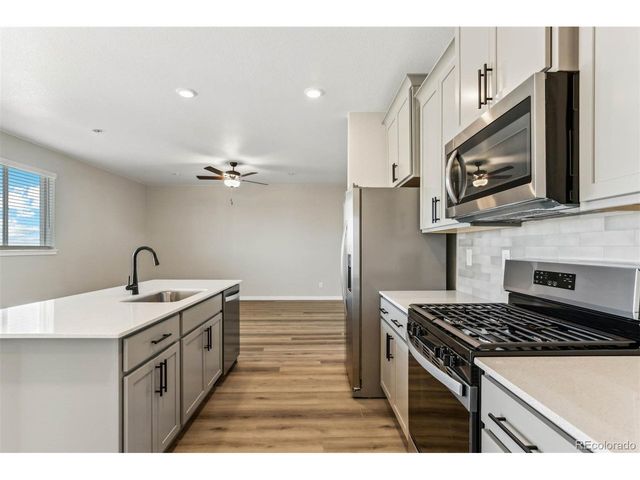 17949 E 93rd Pl, Commerce City, CO 80022