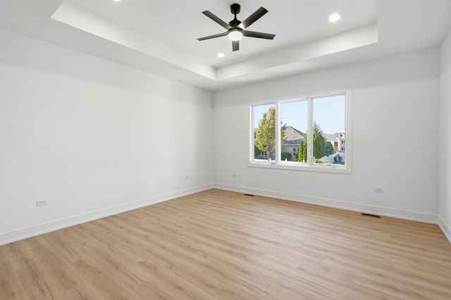 87 Primrose Drive, Dyer, IN 46311