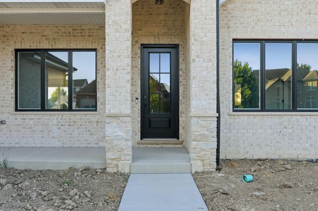 87 Primrose Drive, Dyer, IN 46311
