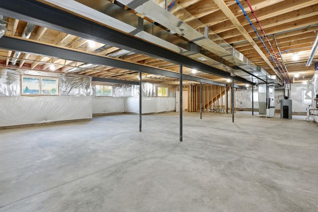87 Primrose Drive, Dyer, IN 46311