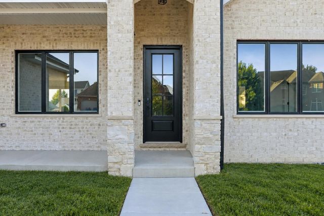 87 Primrose Drive, Dyer, IN 46311