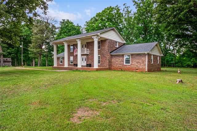 451 Toms Creek Road, Martin, GA 30557