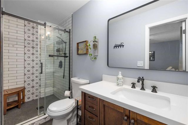 4406 Hale SW Drive, Lilburn, GA 30047