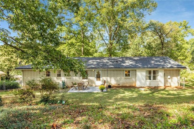 4406 Hale SW Drive, Lilburn, GA 30047