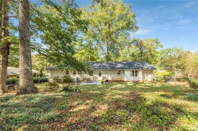 4406 Hale SW Drive, Lilburn, GA 30047