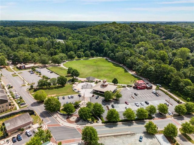 4406 Hale SW Drive, Lilburn, GA 30047