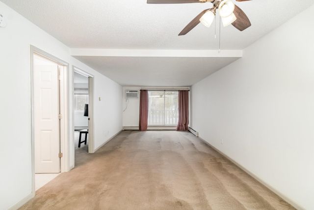 1601 N Innsbruck Drive NE 123, Fridley, MN 55432