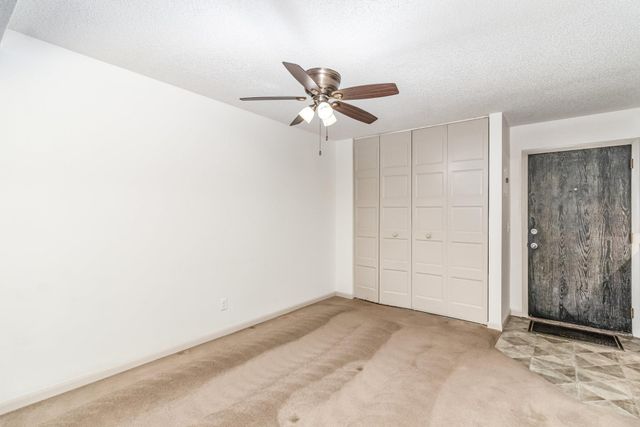 1601 N Innsbruck Drive NE 123, Fridley, MN 55432