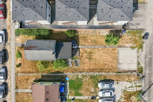 1621 E 32nd Street, Tacoma, WA 98404