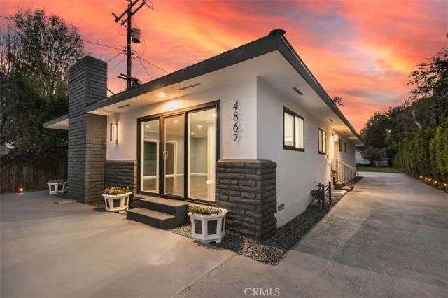 4867 Noble, Sherman Oaks, CA 91403