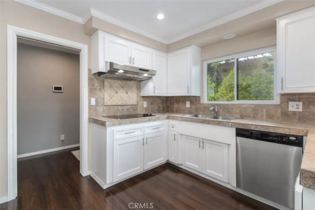 4867 Noble, Sherman Oaks, CA 91403