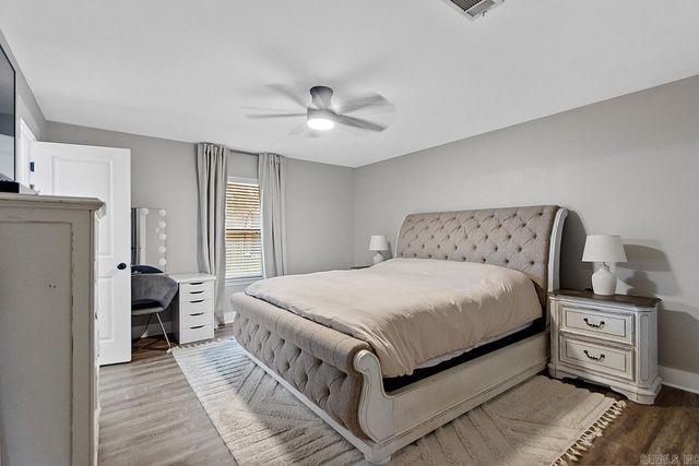 100 Horseshoe Drive, Sherwood, AR 72120