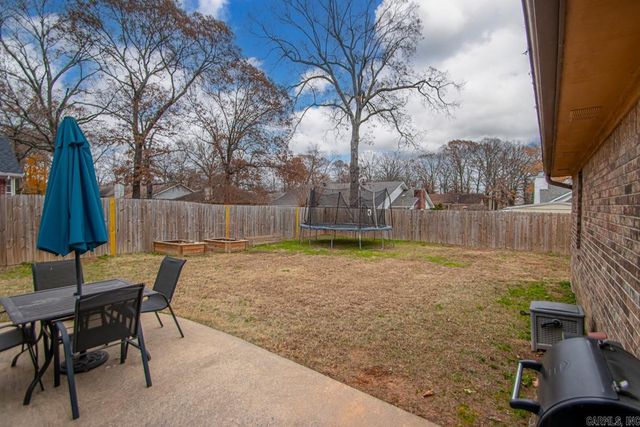 100 Horseshoe Drive, Sherwood, AR 72120