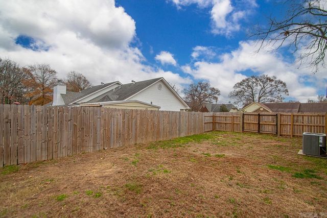 100 Horseshoe Drive, Sherwood, AR 72120