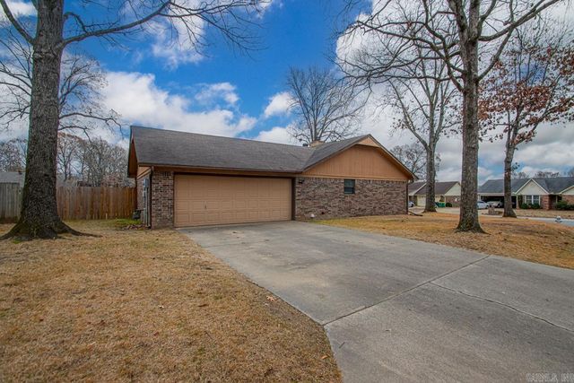 100 Horseshoe Drive, Sherwood, AR 72120