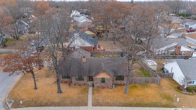 100 Horseshoe Drive, Sherwood, AR 72120