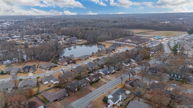 100 Horseshoe Drive, Sherwood, AR 72120