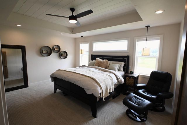 3765 WESTPOINT ROAD, Suamico, WI 54313