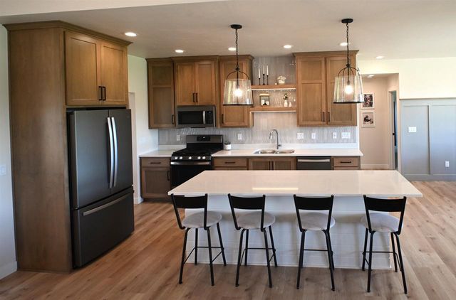 3765 WESTPOINT ROAD, Suamico, WI 54313