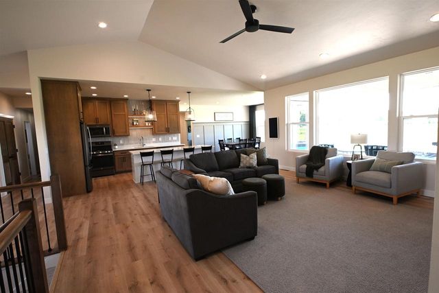 3765 WESTPOINT ROAD, Suamico, WI 54313