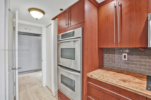 19355 Turnberry Way 8K, Aventura, FL 33180