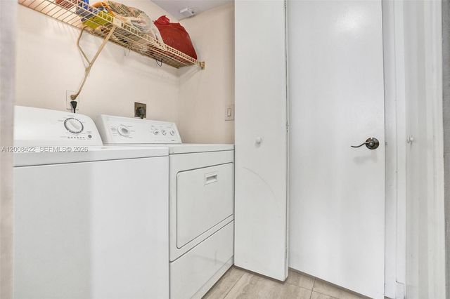 19355 Turnberry Way 8K, Aventura, FL 33180