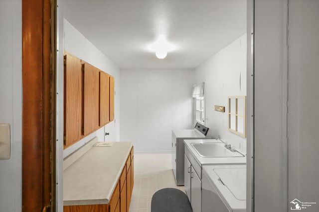 1629 Arbor Avenue, Monroe, MI 48162