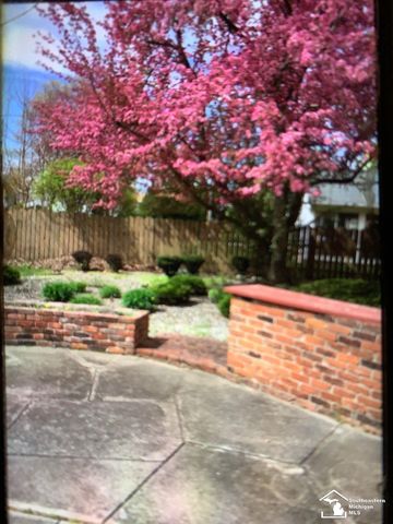 1629 Arbor Avenue, Monroe, MI 48162