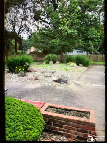 1629 Arbor Avenue, Monroe, MI 48162