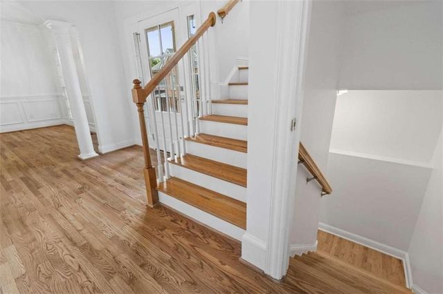 1711 Summit Glen Lane, Atlanta, GA 30329