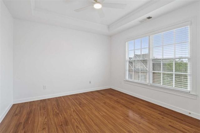 1711 Summit Glen Lane, Atlanta, GA 30329