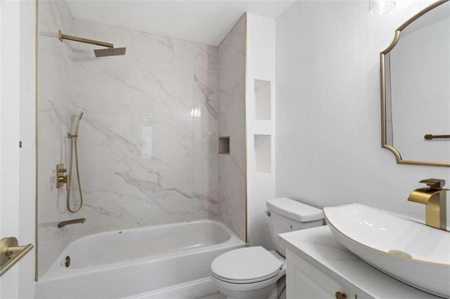 1711 Summit Glen Lane, Atlanta, GA 30329