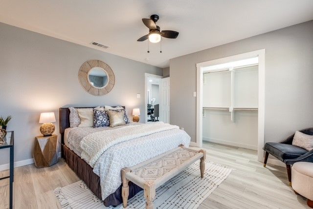 7121 Toland Street, Dallas, TX 75227