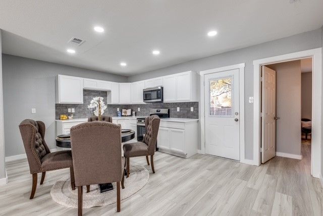 7121 Toland Street, Dallas, TX 75227