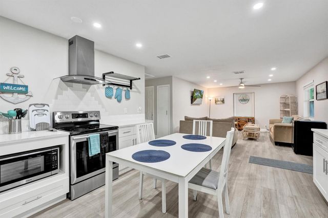 1947 Holman Drive, North Palm Beach, FL 33408