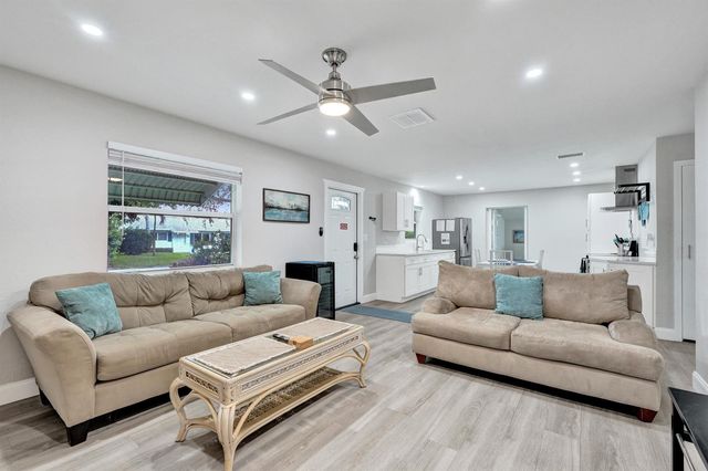 1947 Holman Drive, North Palm Beach, FL 33408