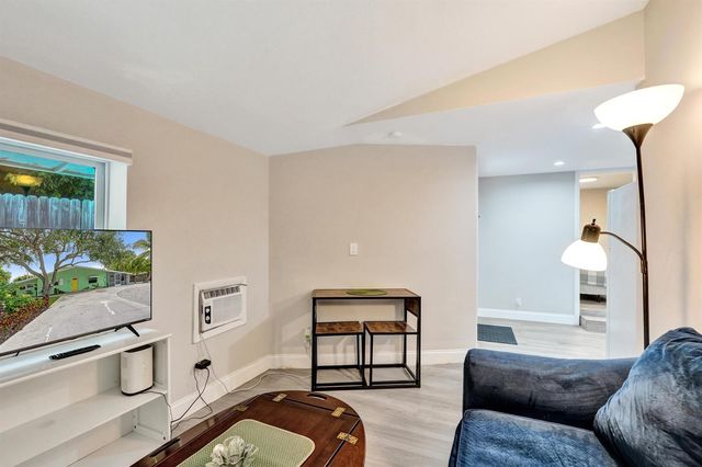 1947 Holman Drive, North Palm Beach, FL 33408