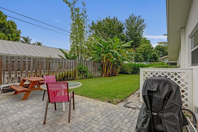 1947 Holman Drive, North Palm Beach, FL 33408