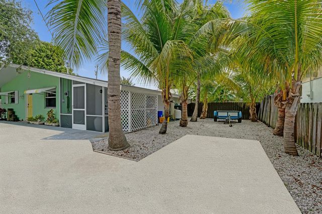 1947 Holman Drive, North Palm Beach, FL 33408