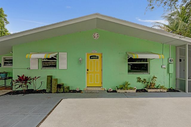 1947 Holman Drive, North Palm Beach, FL 33408