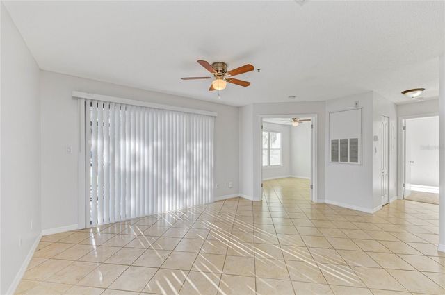 4045 CROCKERS LAKE BOULEVARD 2215, Sarasota, FL 34238