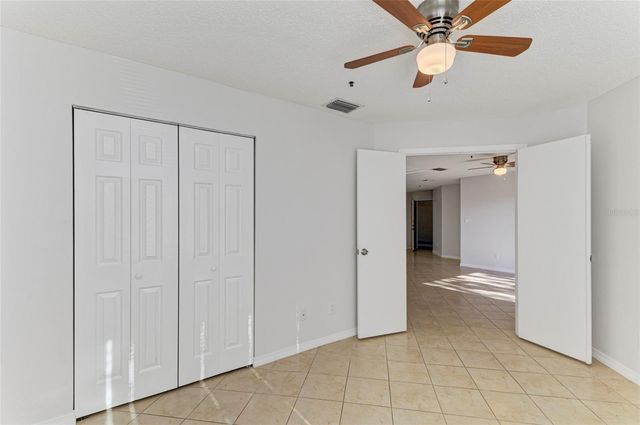 4045 CROCKERS LAKE BOULEVARD 2215, Sarasota, FL 34238