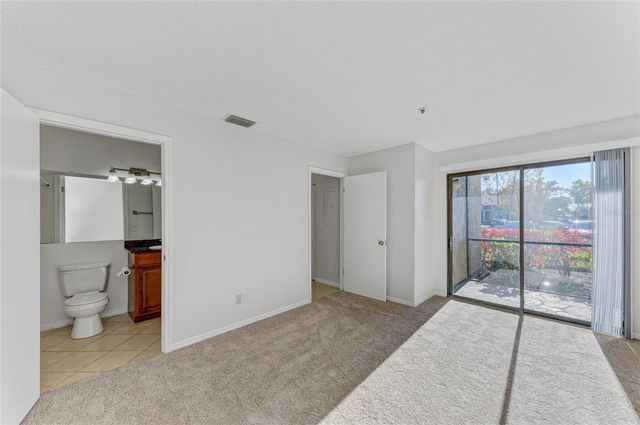 4045 CROCKERS LAKE BOULEVARD 2215, Sarasota, FL 34238