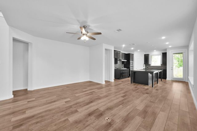 109 Morning Nook Court, Montgomery, TX 77316