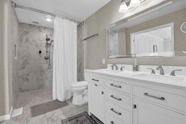 557 Rue Montaigne, Stone Mountain, GA 30083