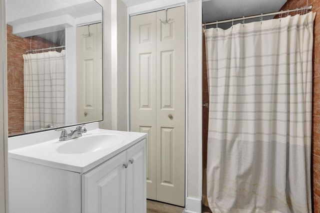 557 Rue Montaigne, Stone Mountain, GA 30083