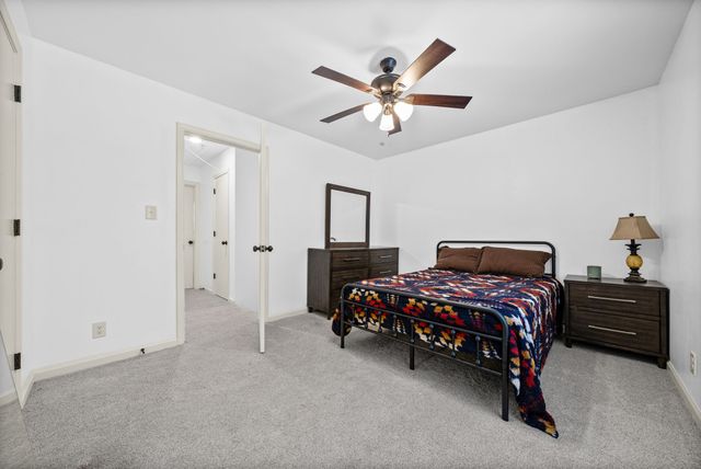 941 Kingsbury Dr Apt C, Clarksville, TN 37040