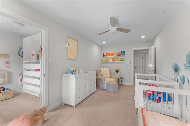 433 Fairmont Dr, Marshall, PA 15090