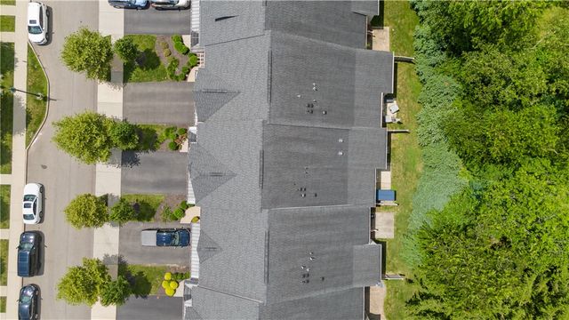 433 Fairmont Dr, Marshall, PA 15090
